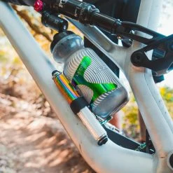 Lezyne Mini-pompe Pocket Drive PRO 10 Lezyne Mini-pompe Pocket Drive PRO -Vélos Soldes 200507 ASoto Fufu TCD02729 1500 1800x1800