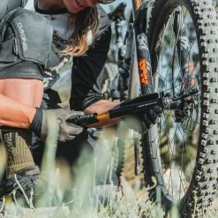 Lezyne Petite Mini-pompe Grip Drive HV 10 Lezyne Petite Mini-pompe Grip Drive HV -Vélos Soldes 200708 B Gardner Grade TCD05875 1500 1800x1800HXWaCNAUttJn9