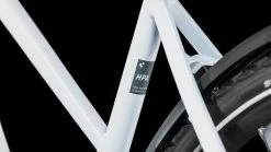 Cube Nature Pro Lady Allroad Frostwhite´n´grey 9 Cube Nature Pro Lady Allroad Frostwhite´n´grey -Vélos Soldes 646200 D 21