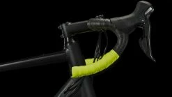 Cube Attain Race Black´n´white -Vélos Soldes Attain Race black n white 676300 4