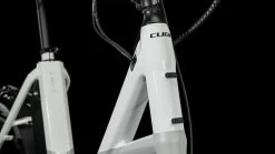 Cube Compact Hybrid 500 Grey´n´white -Vélos Soldes CUBE Compact Hybrid 500 grey n white 689100 6