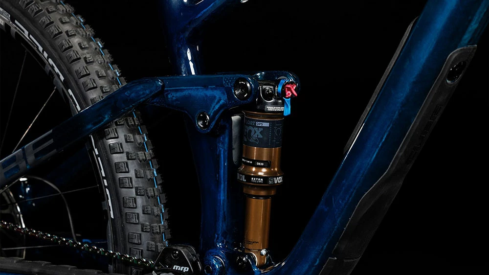 Cube Stereo ONE44 C:68X SLT Liquidblue'n'black 6 Cube Stereo ONE44 C:68X SLT Liquidblue'n'black – Image 6