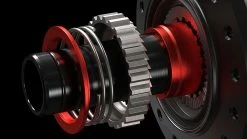 Dt-swiss Moyeu Arrière 240 EXP Road CL 12x142mm -Vélos Soldes DTSwiss 240 Hub Detail Ratchet EXPRZ1Abaux23NMH