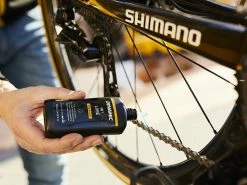 Dynamic Lubrifiant Pour Chaîne Wet Lube 100ml -Vélos Soldes DY 042 Dynamic wet lube