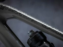 Kit De Protection De Cadre Juay X Dyedbro -Vélos Soldes Dyedbro Juay x Dyedbro Rahmenschutz Kit DBF11305 2