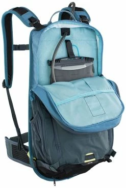 Evoc Stage 18L - Sac à Dos 8 Evoc Stage 18L - Sac à Dos -Vélos Soldes EVOC Stage 18 100203234 3