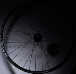 Mavic URBAN E-Speedcity 1 700 CL 12x100 Vorderrad -Vélos Soldes Mavic URBAN E Speedcity 1DcXwARlkp5uKC