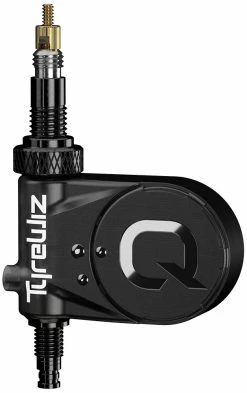Quarq TyreWiz Capteur De Pression Des Pneus 6 Quarq TyreWiz Capteur De Pression Des Pneus -Vélos Soldes QUARQ TyreWiz WH TRWZ A1 Front Angle H