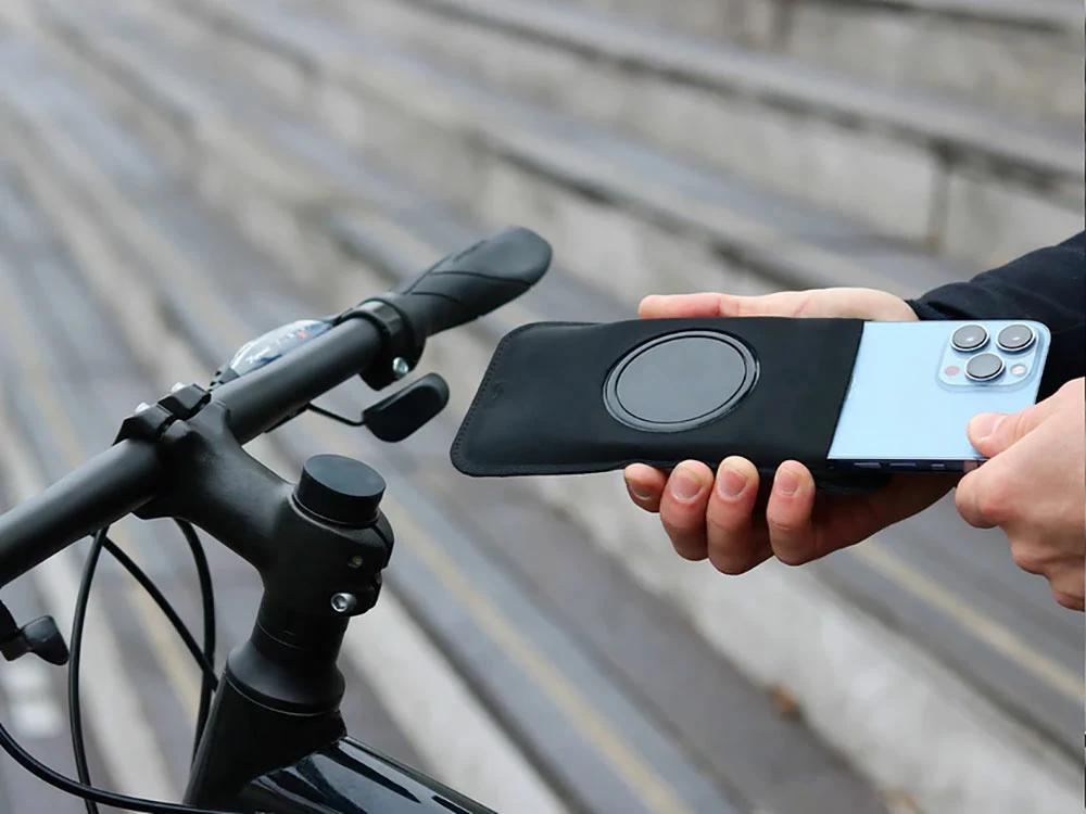 Shapeheart Support Téléphone Pour Fourche De Vélo 6 Shapeheart Support Téléphone Pour Fourche De Vélo – Image 6