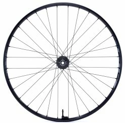 ZIPP Jeu De Roues 3ZERO Moto 29" Tubeless Boost Sram/Shimano 7 ZIPP Jeu De Roues 3ZERO Moto 29" Tubeless Boost Sram/Shimano -Vélos Soldes Zipp 3ZERO Moto XD Tubeless Boost Hinterrad silver stealth 00 1918 421