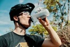 Fidlock TWIST Bottle 600 + Bike Base 10 Fidlock TWIST Bottle 600 + Bike Base -Vélos Soldes fidlock 09669 CLR 20125455 TWIST Bottle 600 Bike Base 4