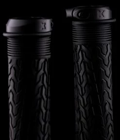 Sixpack Racing Poignées S-Trix CF 8 Sixpack Racing Poignées S-Trix CF -Vélos Soldes sixpack racing 293050 20110575 Griffe S Trix CF 4