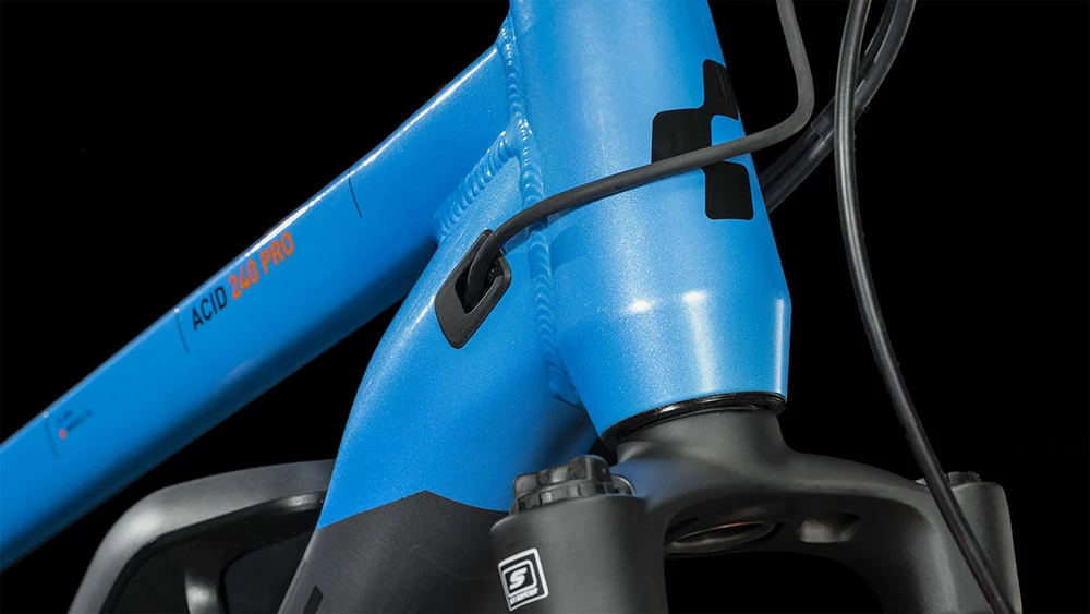 Cube Acid 240 Hybrid Rookie Pro 400 Actionteam 5 Cube Acid 240 Hybrid Rookie Pro 400 Actionteam – Image 5